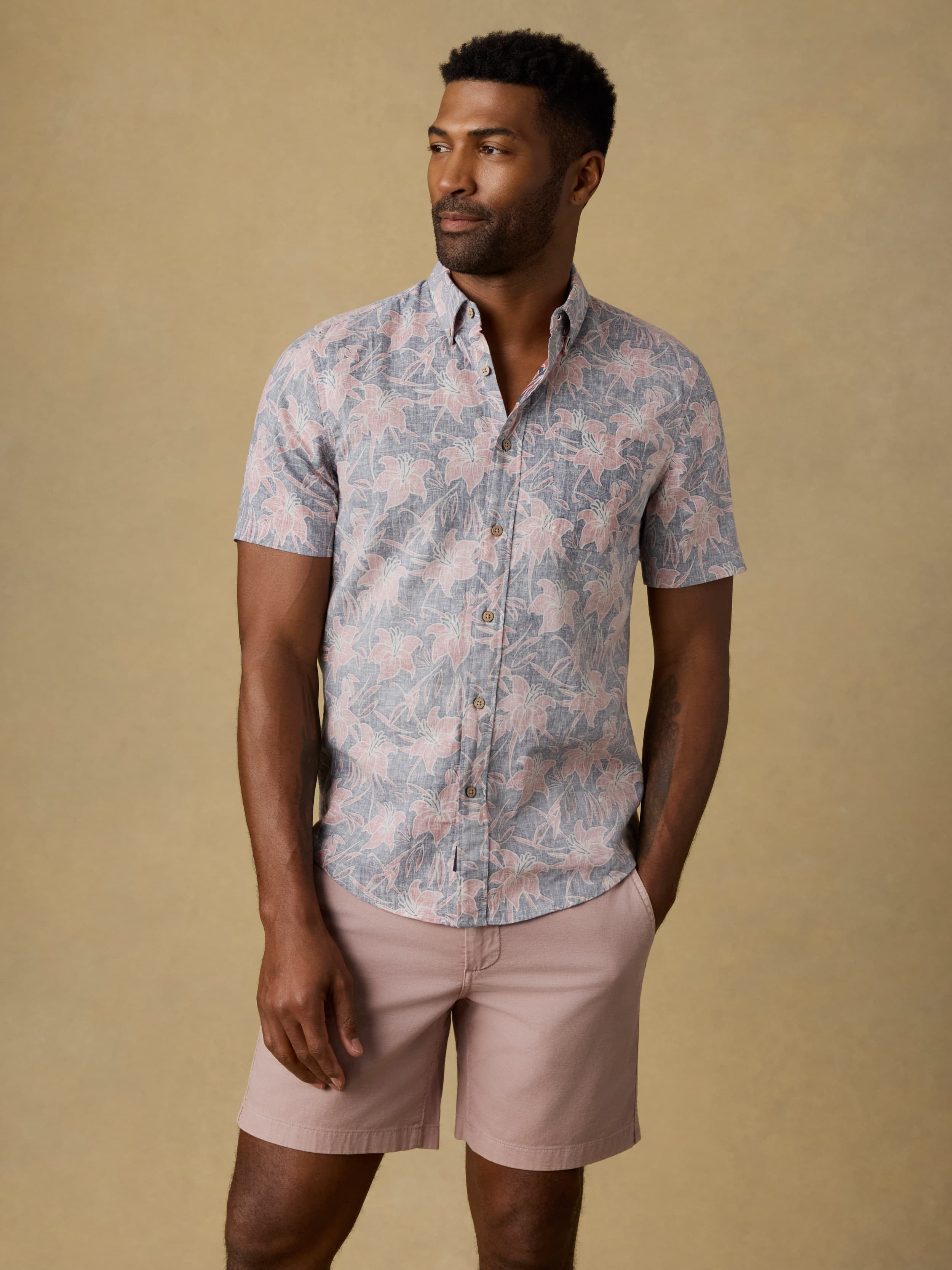 Short-Sleeve Breeze Shirt - Navy Red Lotus